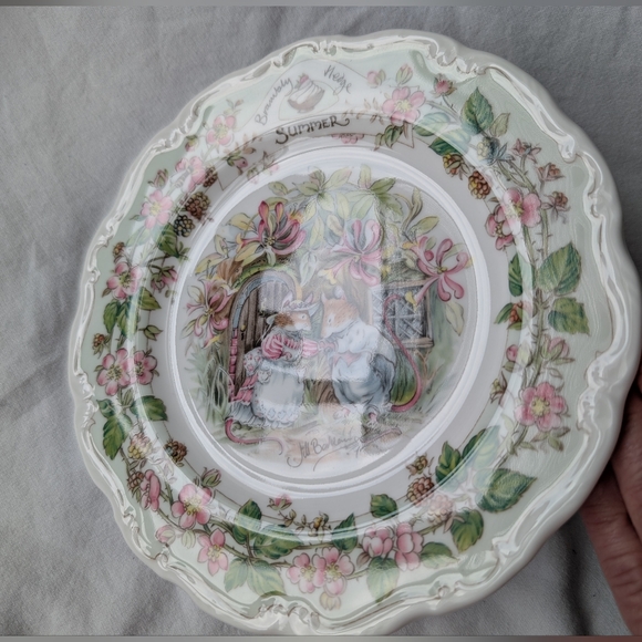 Royal Doulton England Brambly Hedge Summer Salad Bone China Plate - Picture 2 of 7